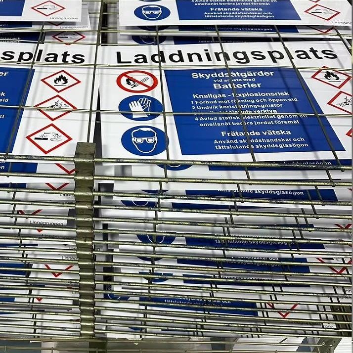 outdoor wayfinding signs - finish and surface view